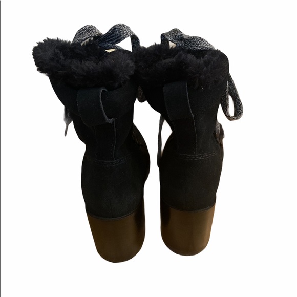 Kendall & Kylie Lace Up Boots Size 6 - Picture 3 of 5